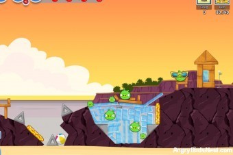 Angry Birds Facebook Pigini Beach Level 2 Walkthrough