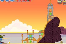 Angry Birds Facebook Pigini Beach Level 9 Walkthrough