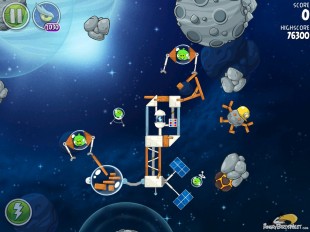 Angry Birds Space Beak Impact Level 8-32 Walkthrough